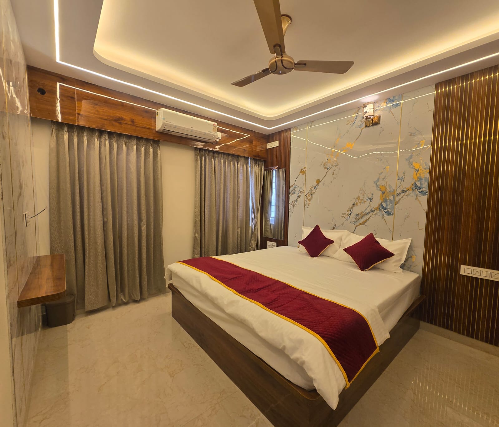 Non AC Deluxe room at BashHotels